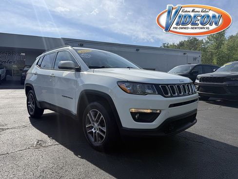 Used 2020 Jeep Compass Latitude AWD/4WD image 1