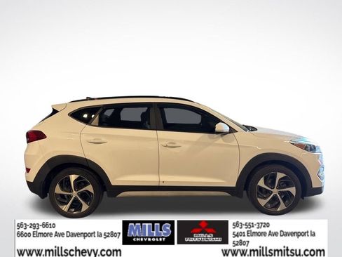 Used 2018 Hyundai Tucson Value FWD image 4
