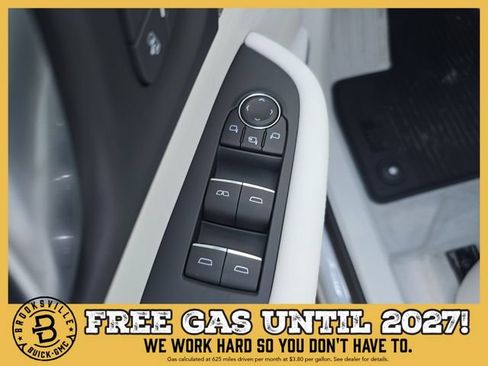 New 2026 Buick Enclave Avenir w/ Super Cruise Package FWD image 17