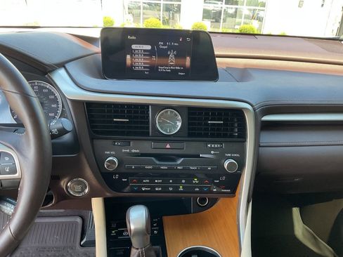 Used 2017 Lexus RX 350 AWD w/ Premium Package image 19