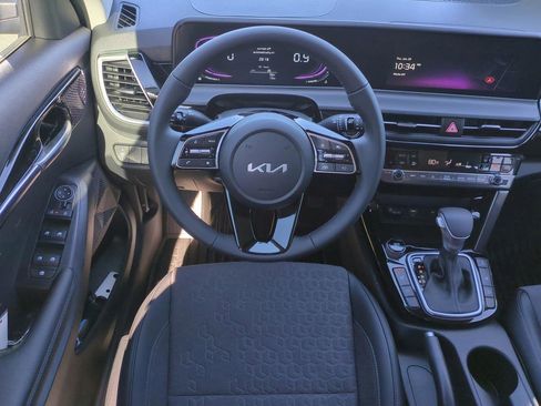 New 2026 Kia Seltos S image 16