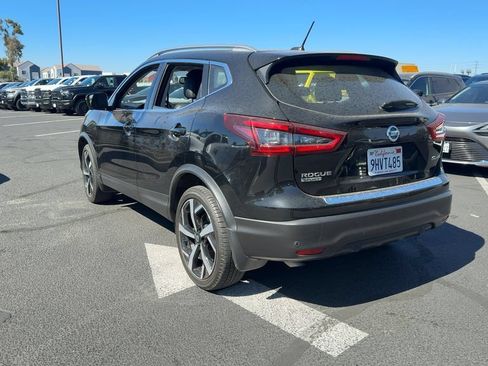 Used 2022 Nissan Rogue Sport SL w/ Premium Package AWD/4WD image 8