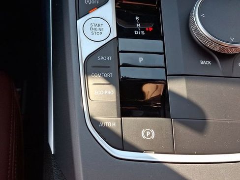 Certified 2025 BMW 230i xDrive Coupe w/ Convenience Package image 20