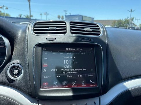 Used 2018 Dodge Journey GT FWD image 11