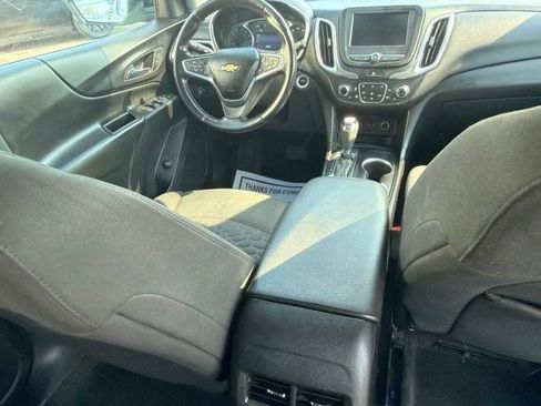 Used 2020 Chevrolet Equinox LT w/ Driver Convenience Package FWD image 39