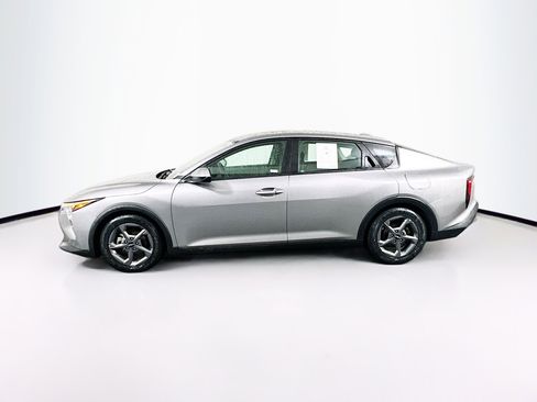 Used 2025 Kia K4 LXS image 4