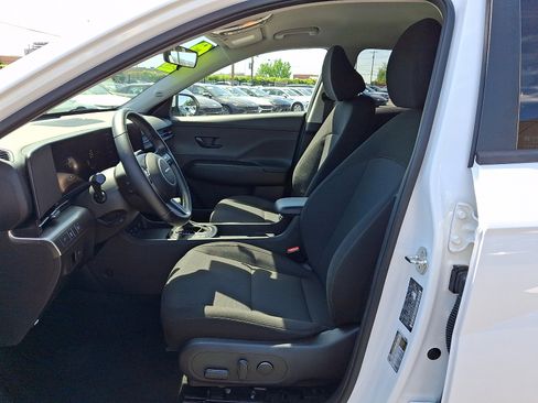 Certified 2024 Hyundai Kona SEL AWD/4WD image 12