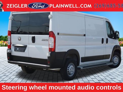 Used 2025 RAM ProMaster 2500 w/ U-Haul Equipment Group FWD image 5