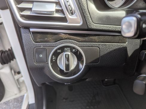 Used 2016 Mercedes-Benz E 400 4MATIC Coupe image 17