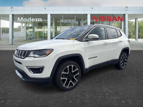 Used 2018 Jeep Compass Limited w/ Navigation Group AWD/4WD image 1