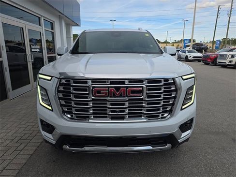New 2026 GMC Yukon Denali w/ Sun & Power Step Package image 2