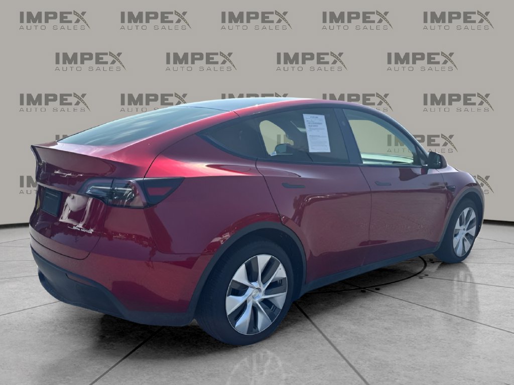 Used 2024 Tesla Model Y Long Range AWD/4WD image 5