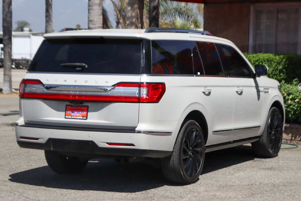 Used 2020 Lincoln Navigator Reserve w/ Equipment Group 208A Reserve AWD/4WD image 12