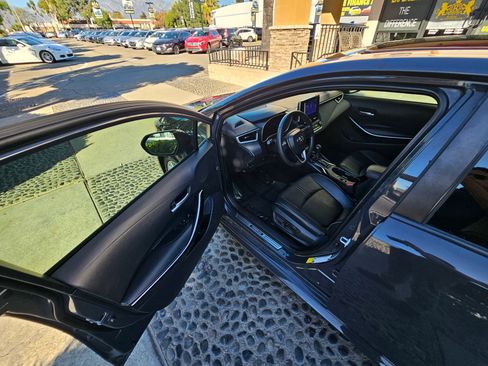 Used 2023 Toyota Corolla LE image 9