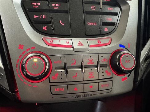 Used 2015 GMC Terrain SLE w/ Chrome Edition image 14