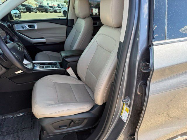 Used 2021 Ford Explorer Limited w/ Equipment Group 301A RWD image 34