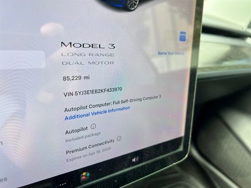 Used 2019 Tesla Model 3 Long Range image 26