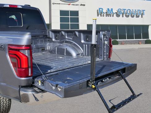 Used 2024 Ford F150 Lariat w/ Equipment Group 502A High image 7