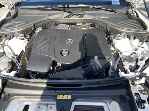Certified 2025 Mercedes-Benz GLC 350e 4MATIC image 53