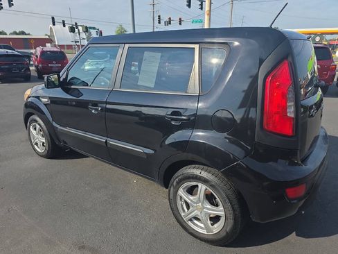 Used 2012 Kia Soul FWD image 5