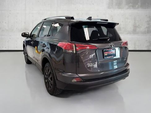 Used 2017 Toyota RAV4 LE w/ Carpet Mat Package image 7