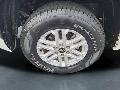 Used 2023 Toyota Tundra SR5 w/ SR5 Premium Package RWD image 10