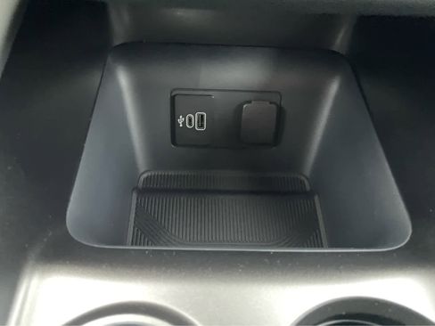 Used 2026 Ford Explorer Active image 25