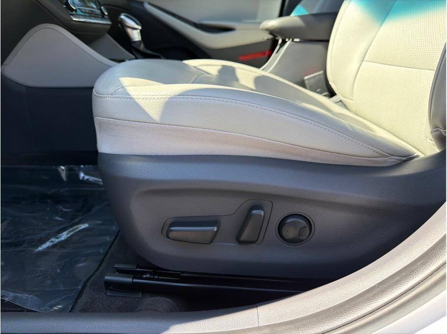 Used 2019 Hyundai Ioniq Limited w/ Ultimate Package 02 FWD image 19