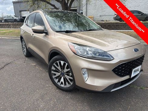Used 2020 Ford Escape Titanium image 1
