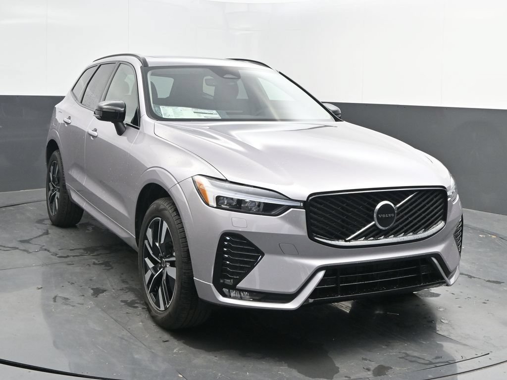 Used 2026 Volvo XC60 B5 Core w/ Climate Package AWD/4WD image 9