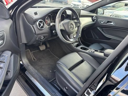 Used 2019 Mercedes-Benz GLA 250 4MATIC image 8