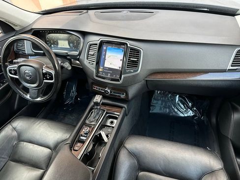 Used 2019 Volvo XC90 T6 Momentum w/ Advanced Package image 28