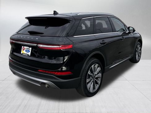 Used 2023 Lincoln Corsair Reserve w/ Equipment Group 201A image 7