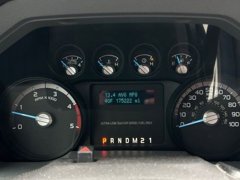 Used 2012 Ford F250 XLT w/ Camper Pkg image 22