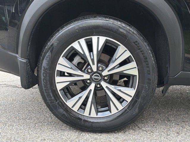 Certified 2023 Nissan Rogue SV w/ SV Premium B Package AWD/4WD image 12