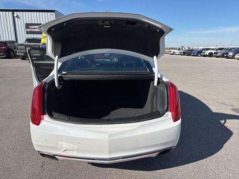 Used 2017 Cadillac XTS Premium Luxury image 17