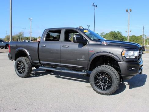 Used 2024 RAM 2500 Big Horn w/ Sport Appearance Package image 14