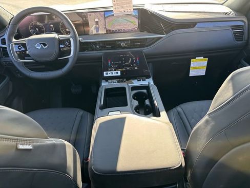 New 2026 INFINITI QX80 Autograph w/ Premium Cargo Package image 14