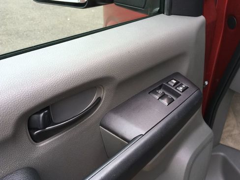 Used 2018 Nissan NV 3500 SL RWD image 19