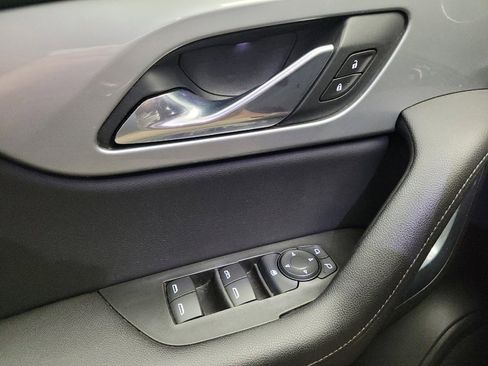 Used 2020 Chevrolet Blazer LT FWD image 27