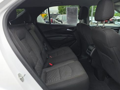 Used 2020 Chevrolet Equinox LT w/ Driver Convenience Package AWD/4WD image 47
