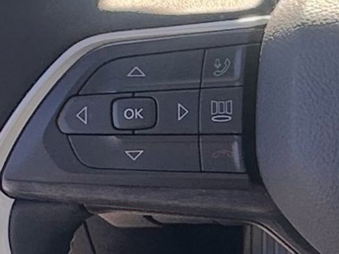 Used 2023 Jeep Grand Cherokee L Limited image 19