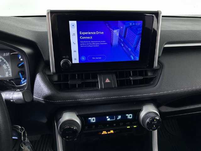 Used 2024 Toyota RAV4 LE AWD/4WD image 14