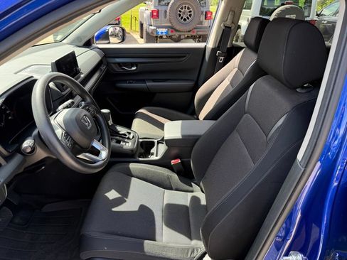Used 2023 Honda CR-V EX image 13