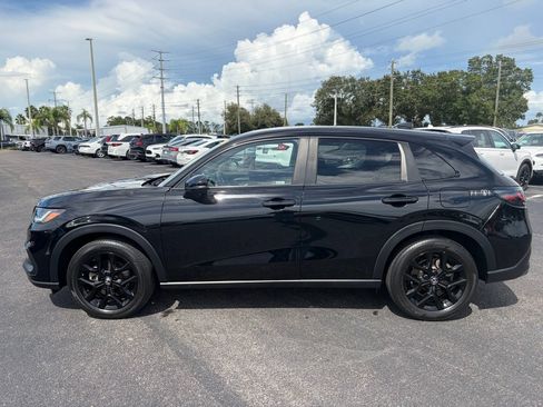 Used 2024 Honda HR-V Sport image 4