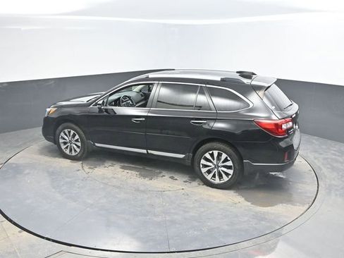 Used 2017 Subaru Outback 2.5i Touring w/ Popular Package #5A image 43