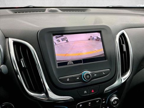 Used 2024 Chevrolet Equinox LT FWD image 23