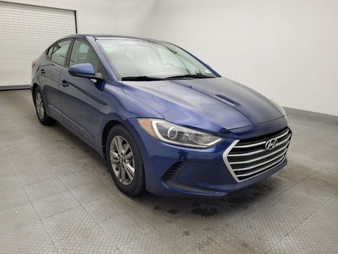 Used 2017 Hyundai Elantra SE FWD image 13