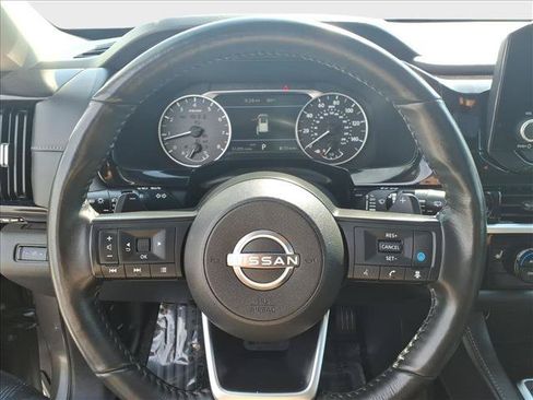 Used 2024 Nissan Pathfinder SV AWD/4WD image 23