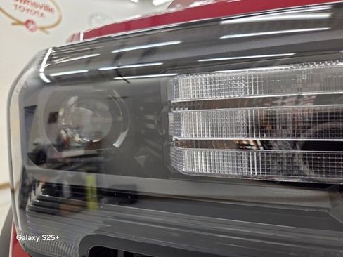 New 2025 Toyota Tacoma TRD Off-Road image 10